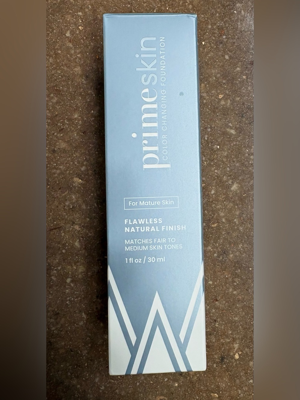 Prime Cosmetics Color Changing Foundation - Picture 4 of 6